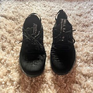 Omega Walk Women's Black Excellent used condition